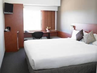 Ibis Tainui Hotel