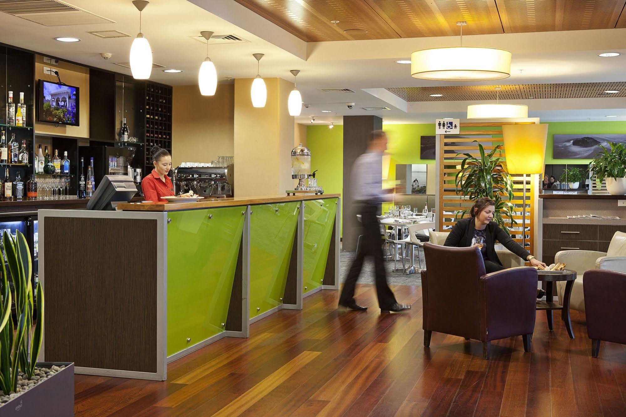 Hotel Ibis Tainui 3*